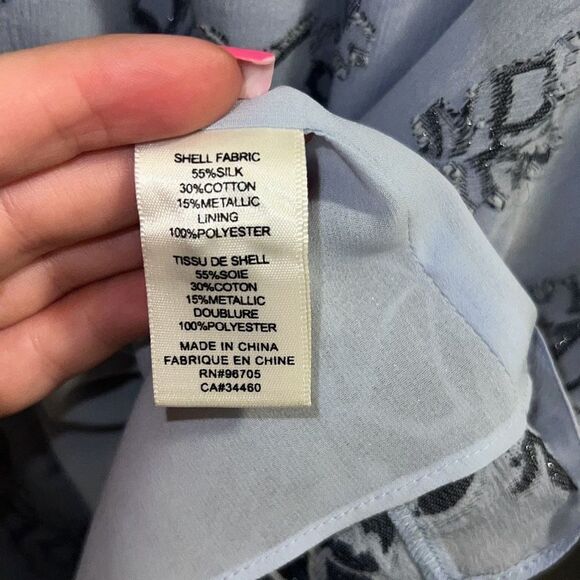 ✨Rebecca Taylor Smocked Neck Silk Rose Print Sz. 10 Blouse Light Blue Metallic✨ - Picture 14 of 14